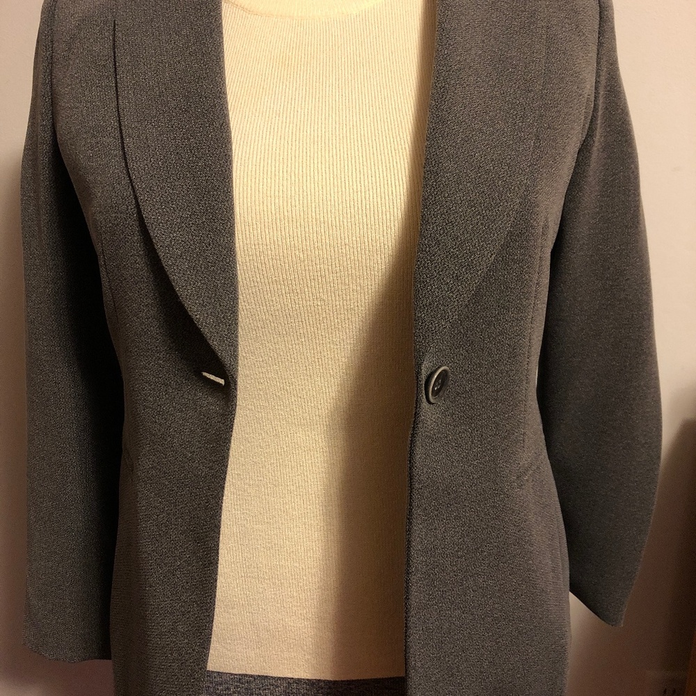 Kasper Grey Blazer (petite 8) with cream mock sweater